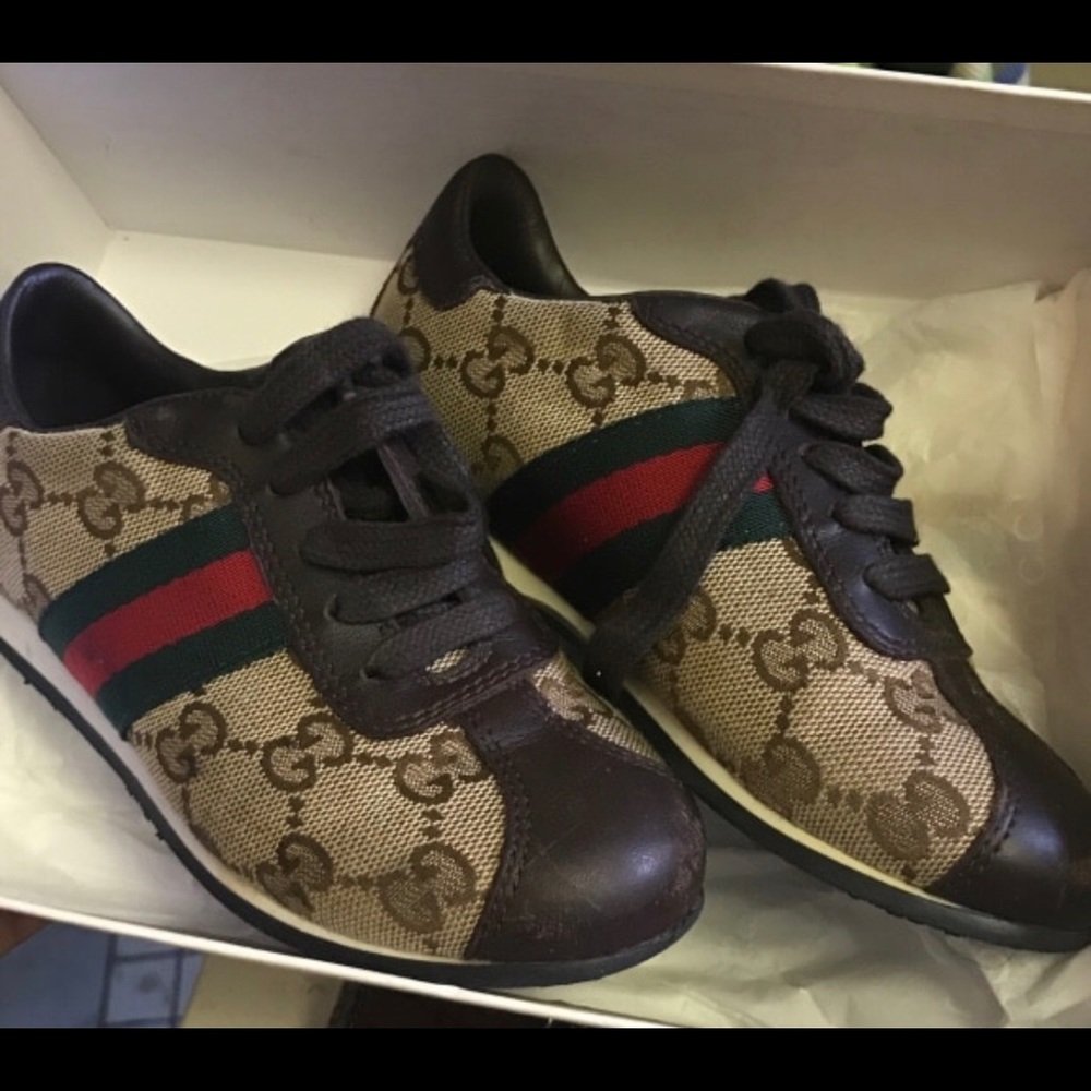 GUCCI size 27